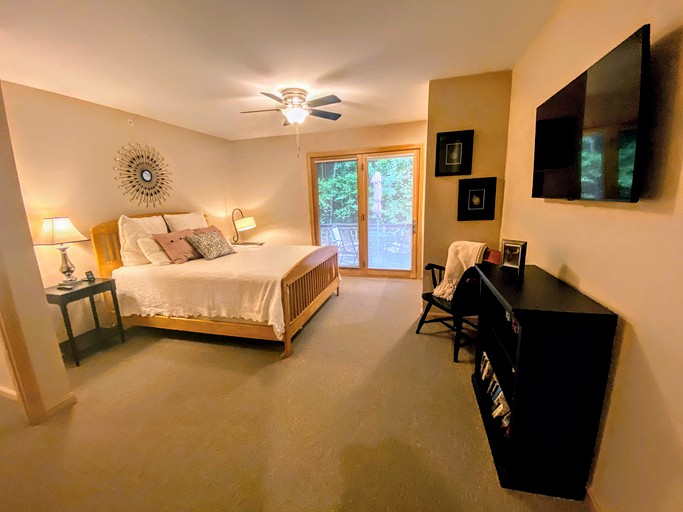 Cabins (United States of America, --, New Hampshire)