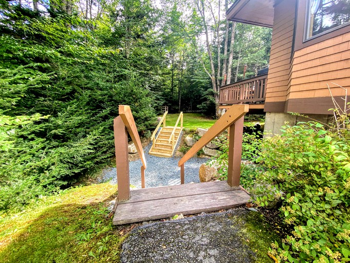 Cabins (United States of America, --, New Hampshire)