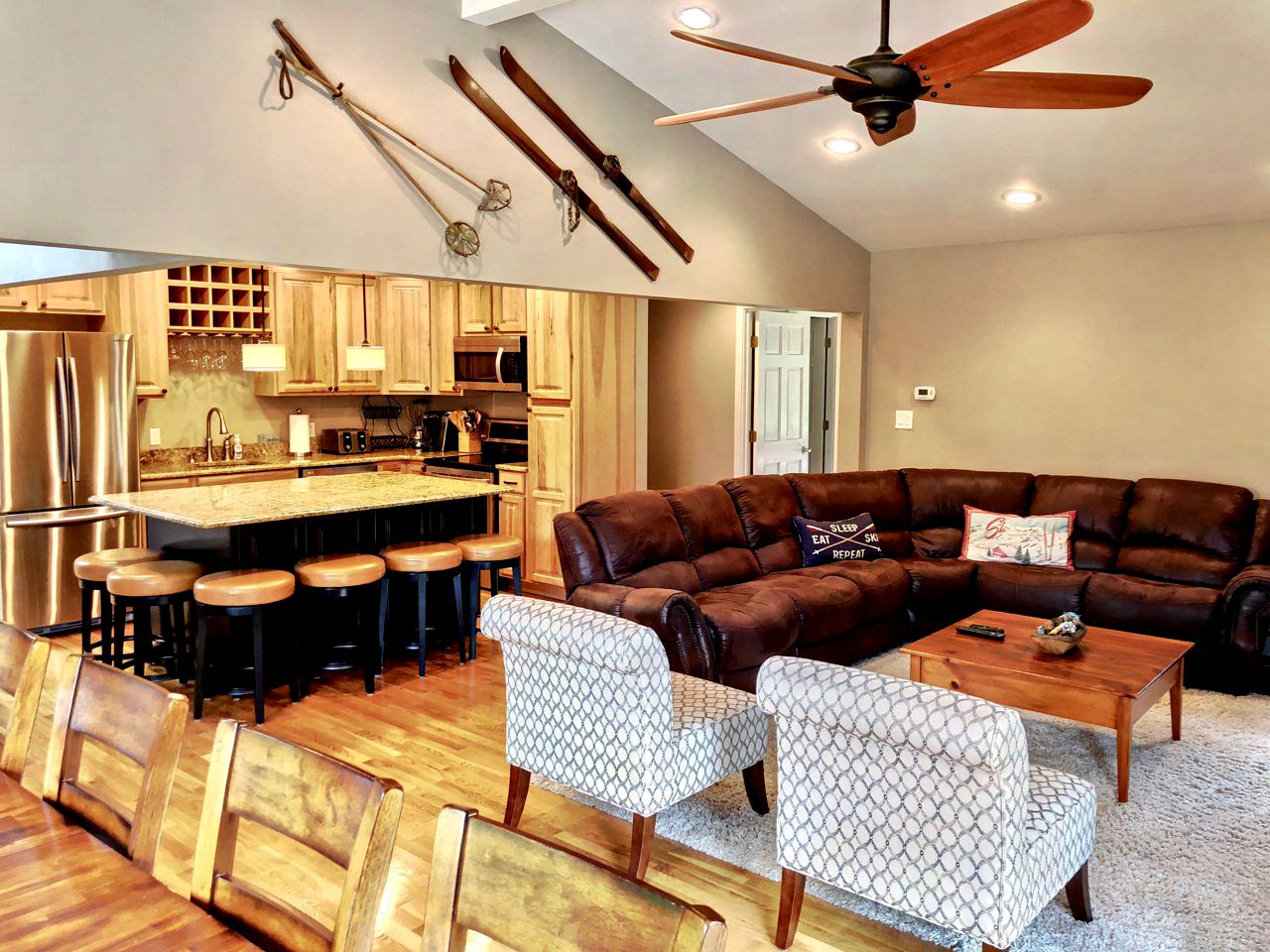 Slopeside Bretton Woods Resort Cottage for Families