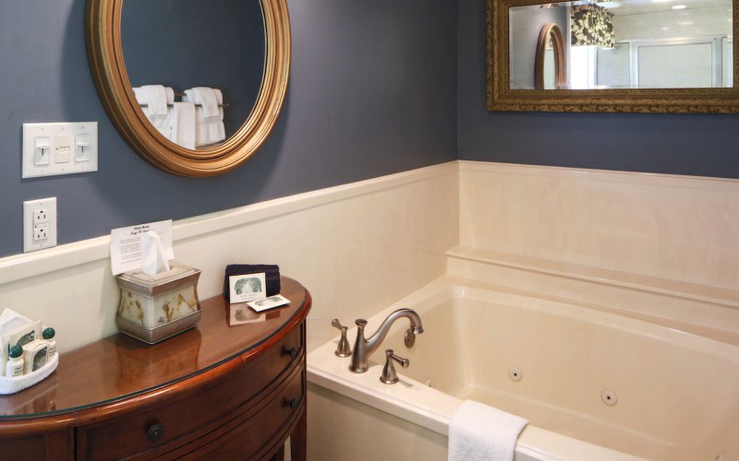 Charming Cottage on Historic Plantation Grounds in Vacherie, Louisiana