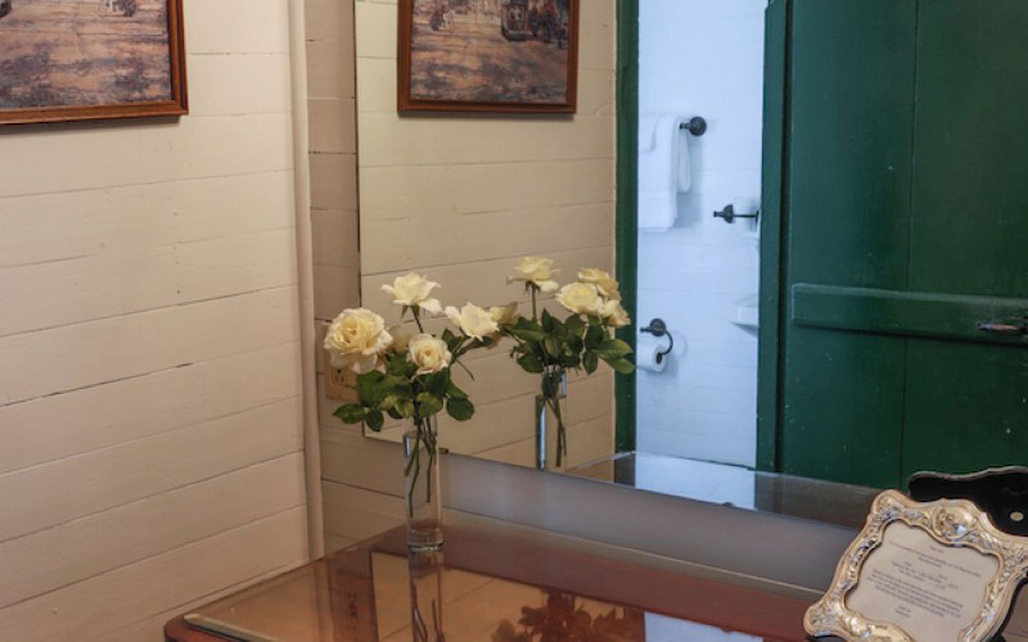 Cozy Vacation Cottage Rental by the Mississippi River in Vacherie, Louisiana