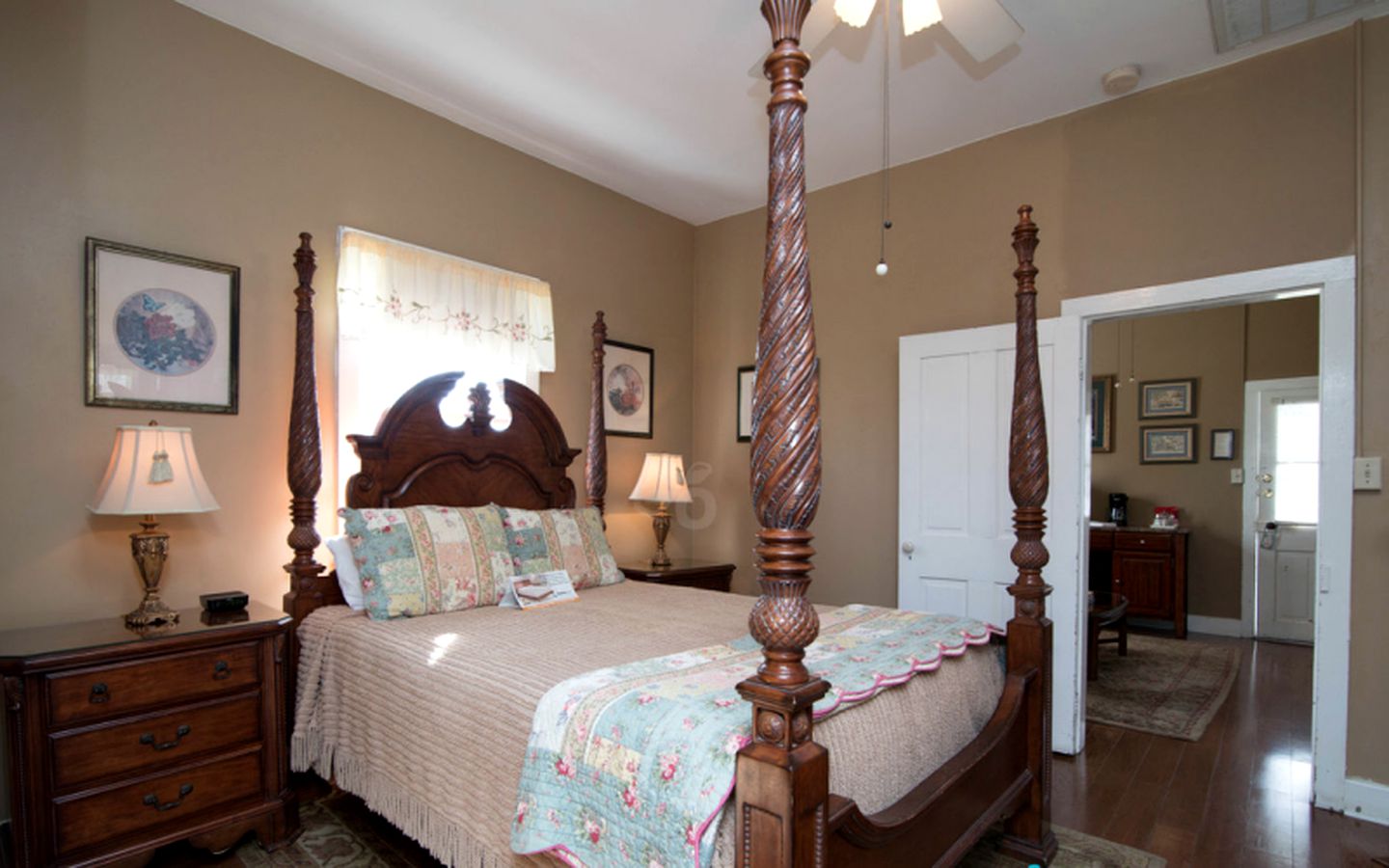 Idyllic Cottage Perfect for a Romantic Getaway near St. James, Louisiana