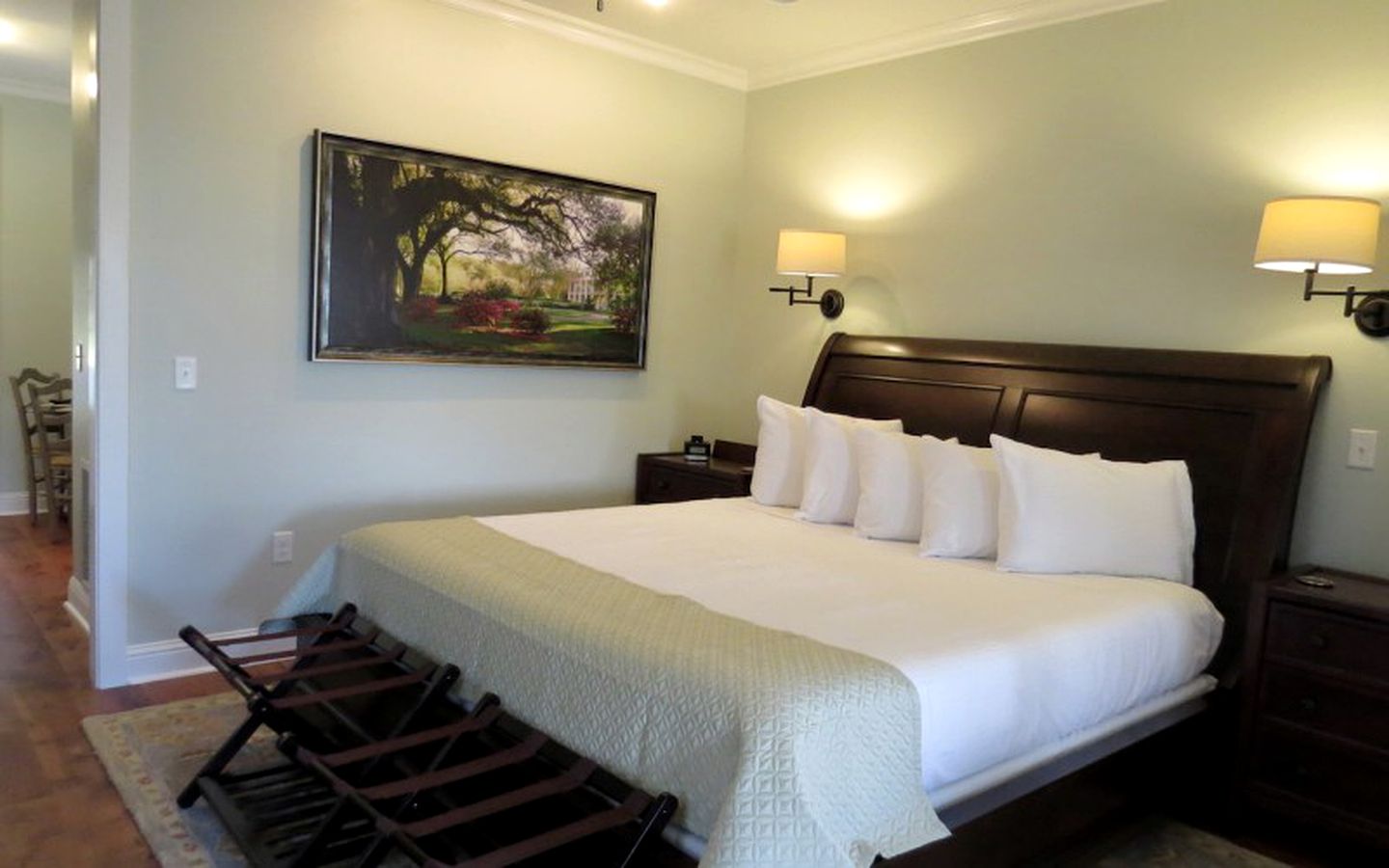 Luxury Handicapped-Accessible Vacation Cottage in St. James Parish, Louisiana