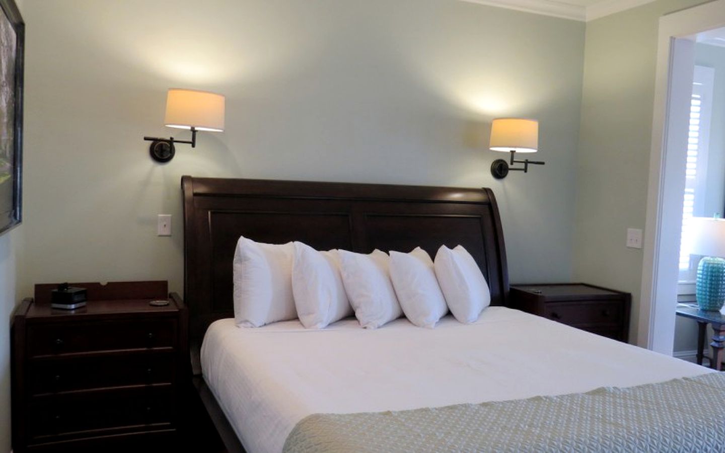 Luxury Handicapped-Accessible Vacation Cottage in St. James Parish, Louisiana