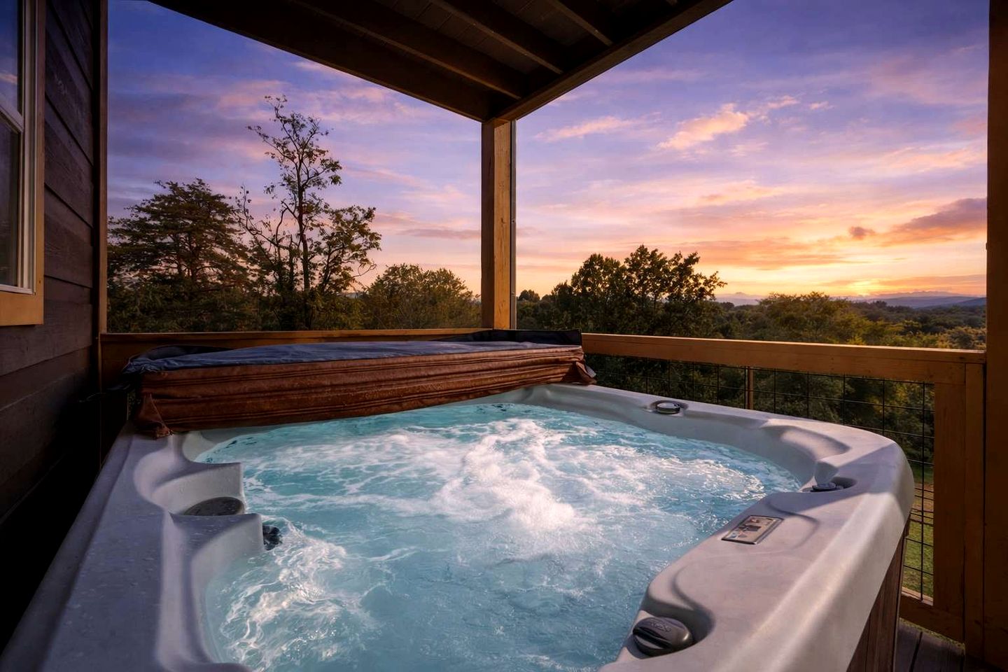 Spacious Mountain Cabin Retreat with Theater, Hot Tub & Fire Pit in Sevierville, Tennessee