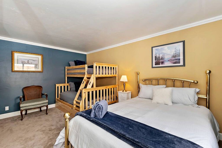 Vacation Rentals (United States of America, Moonridge, California)
