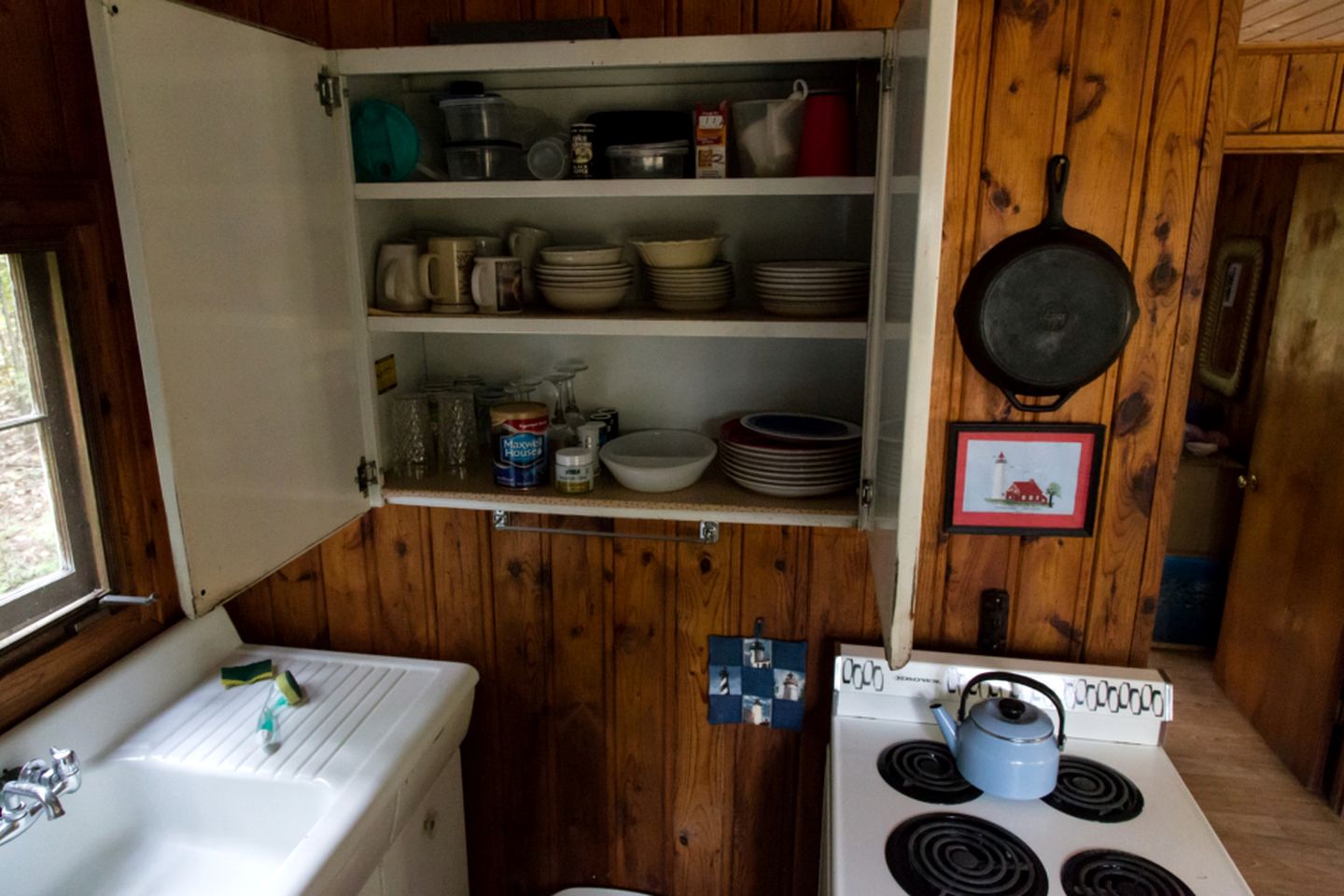 Oakapiney Beach Cottages, Log Cabins 45510, Ossineke Township, United