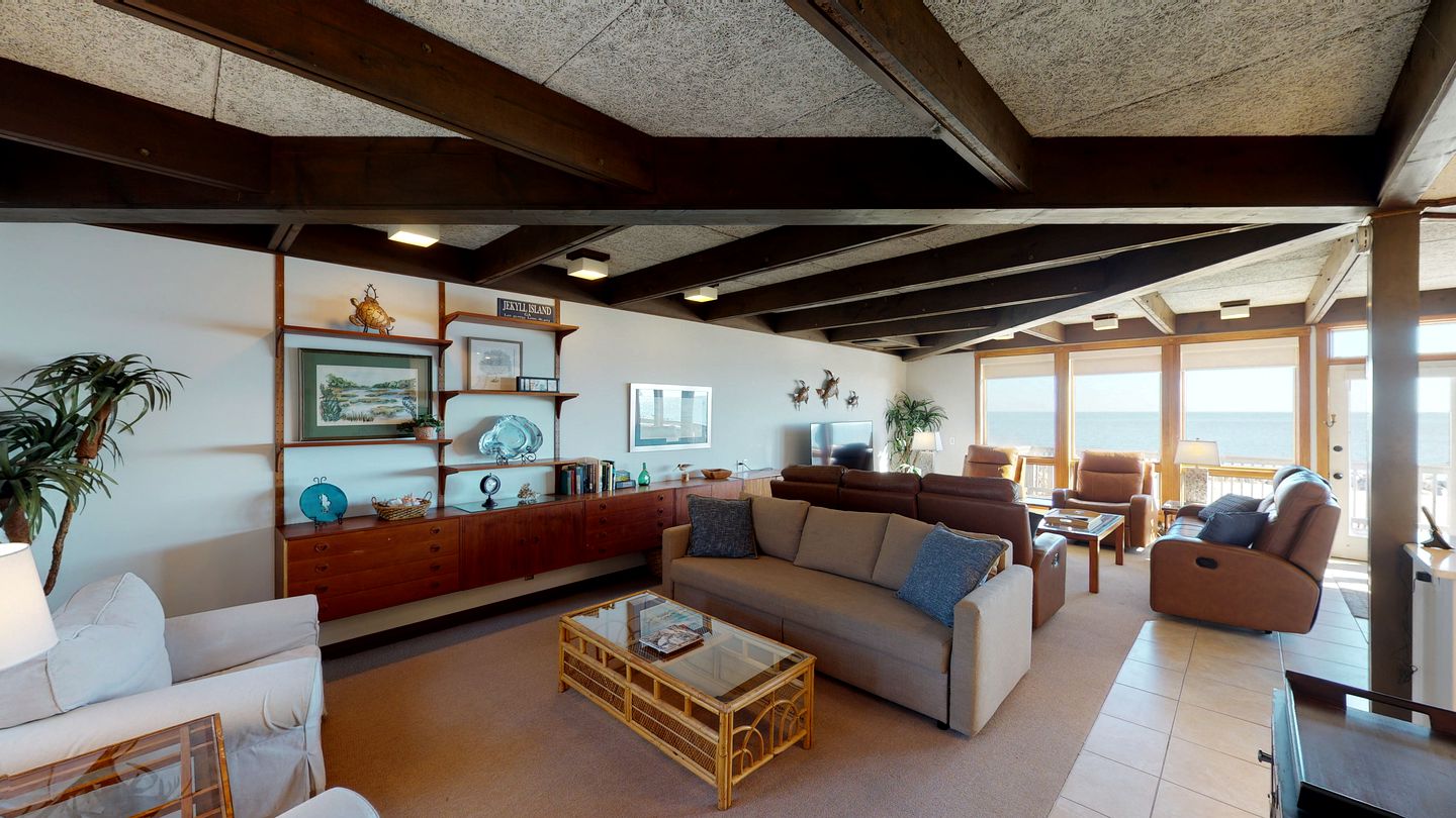 Fabulous Oceanfront Cottage with Pool and Private Beach Entrance in Jekyll Island, Georgia