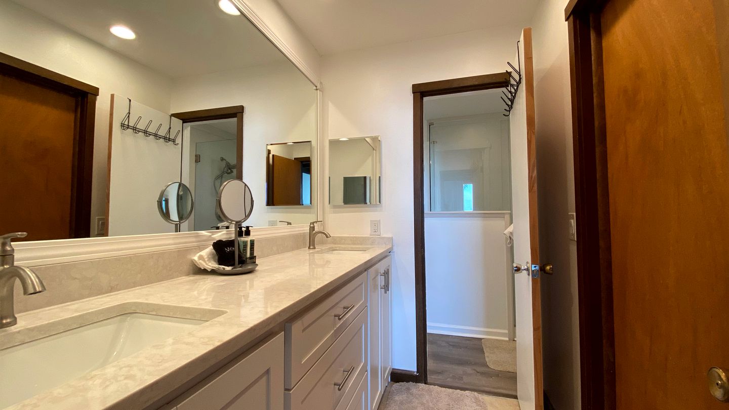 Fabulous Oceanfront Cottage with Pool and Private Beach Entrance in Jekyll Island, Georgia