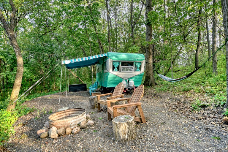 Caravans (United States of America, East Troy, Wisconsin)