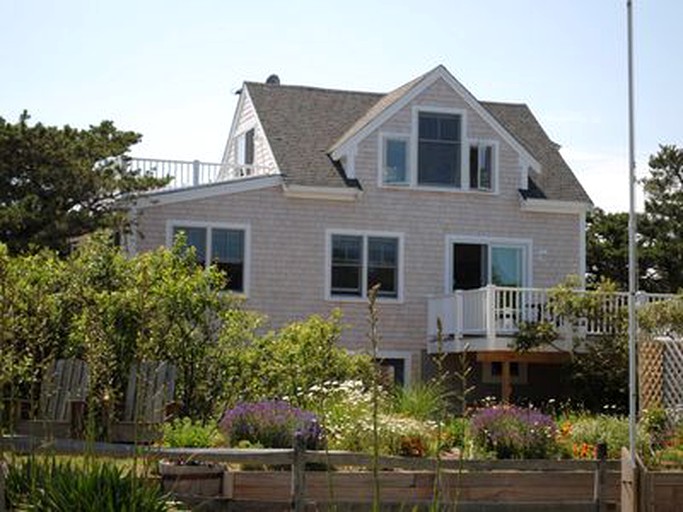Anne Lee Rentals Ocean Cottage, Cottages, Wellfleet, United States of