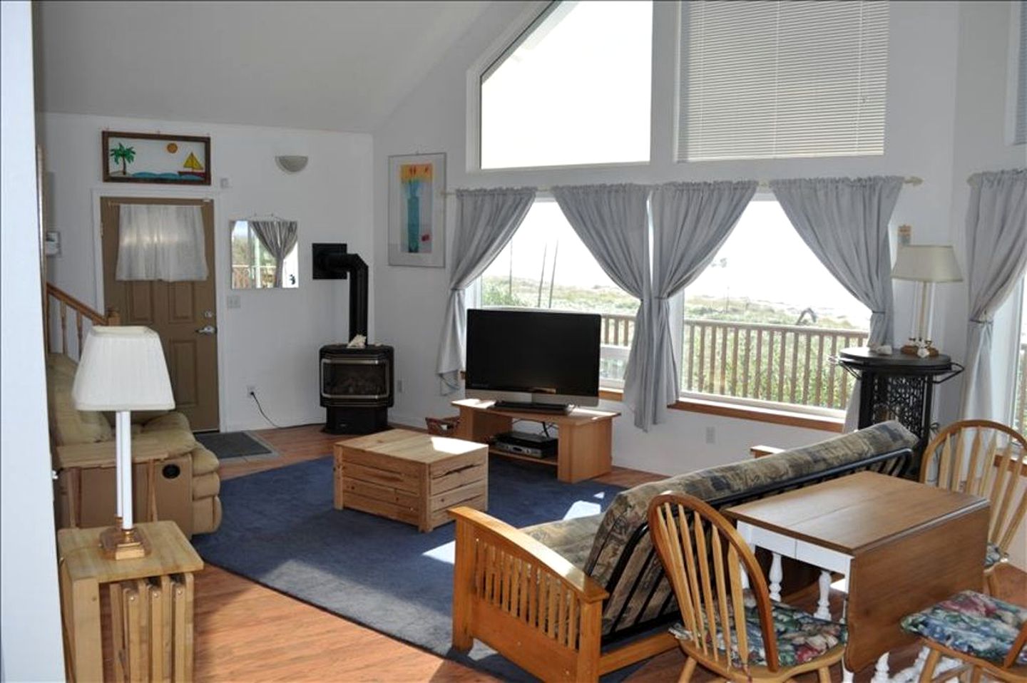 Oceanfront Cabin near the Olympic National Forest, Washington