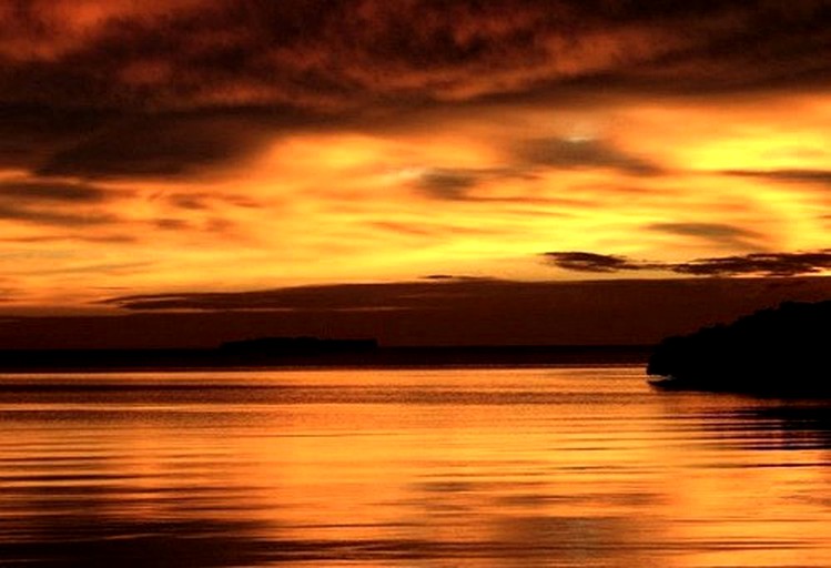 Cottages (Isla Bastimentos, Bocas del Toro, Panama)