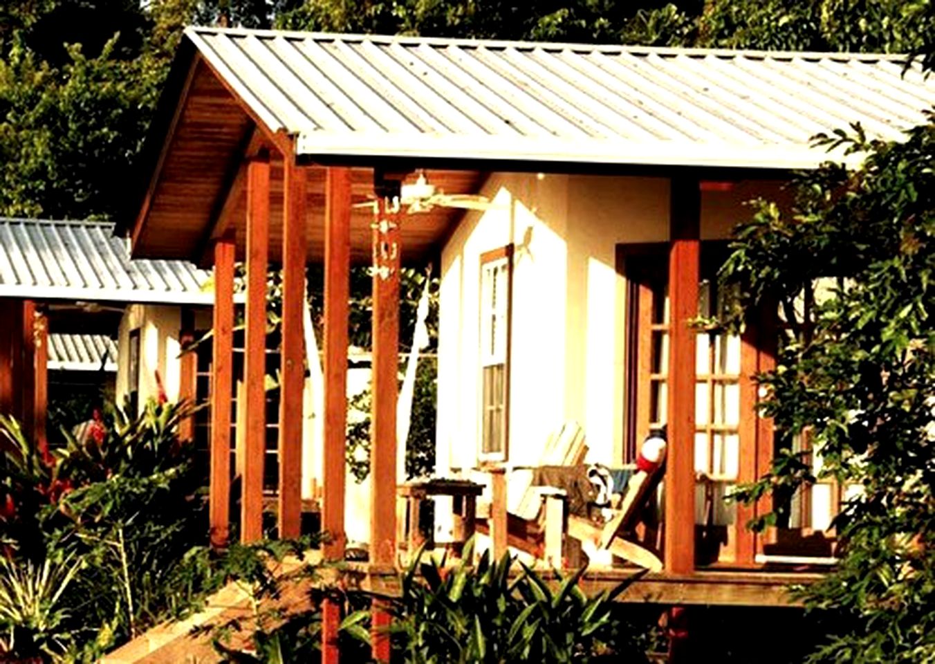Ocean-View Cabanas in Bocas del Toro, Panama