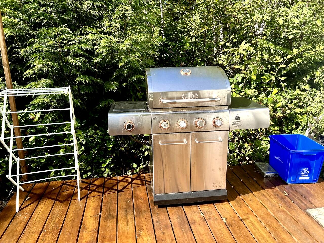Glamping Caravan with Ocean Views in Halfmoon Bay, Perfect for a Weekend of Coastal Hiking
