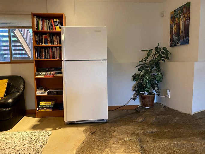 Vacation Rentals (Canada, --, --)