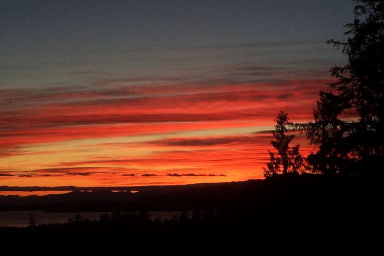 Vacation Rentals (Canada, --, --)