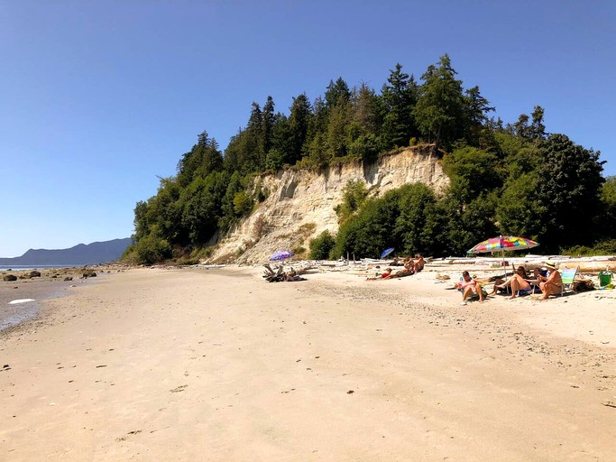 Vacation Rentals (Canada, --, --)