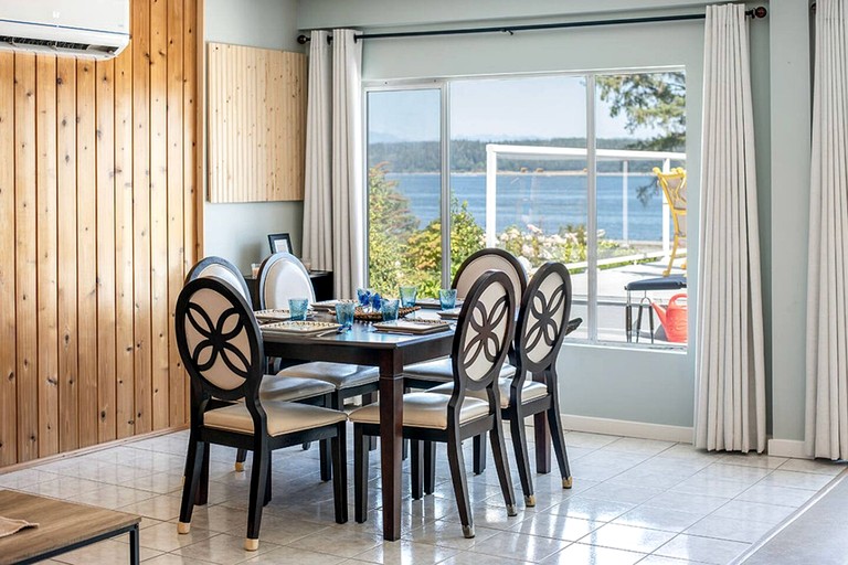 Vacation Rentals (Canada, Campbell River, British Columbia)