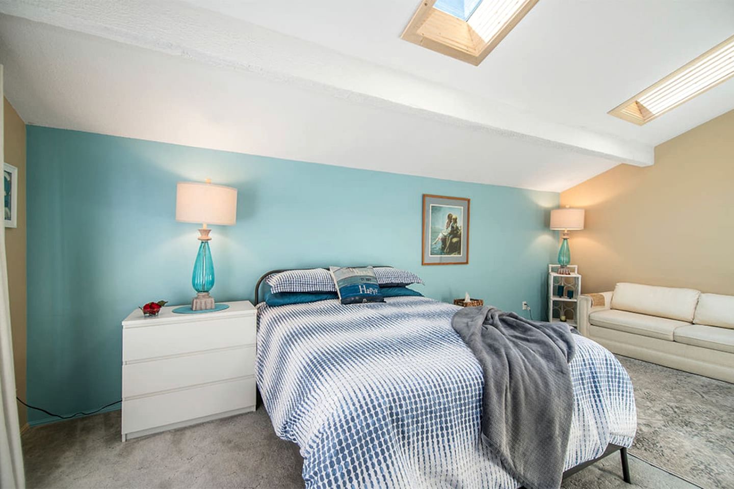 Beautiful Modern Beach House with Stunning Views of the Salish Sea in Campbell River, BC