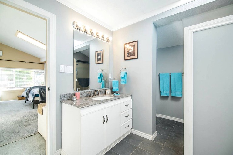 Beach Houses (Canada, Campbell River, British Columbia)