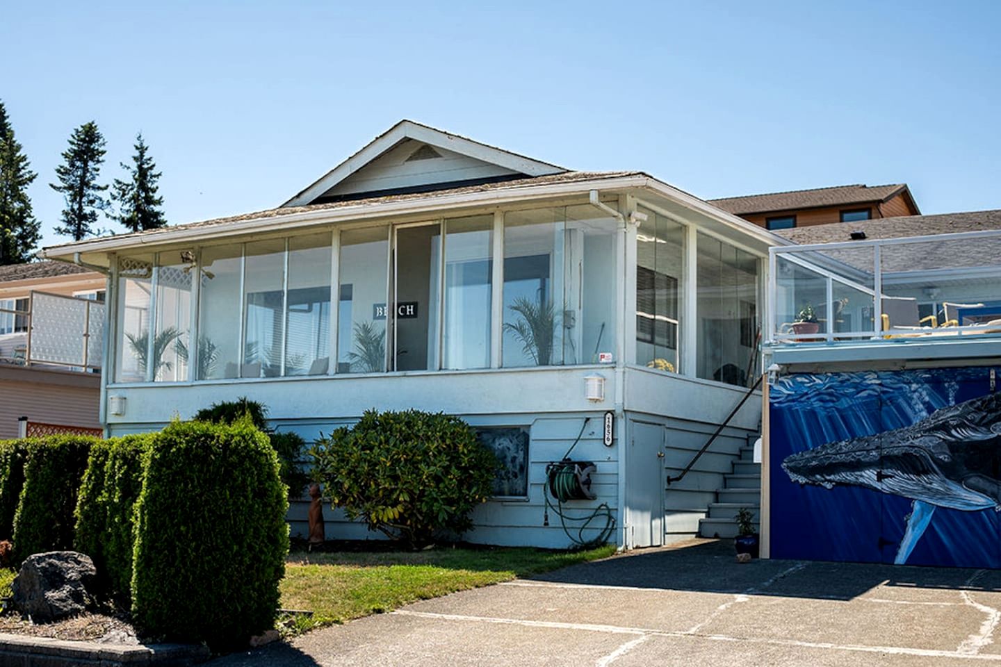 Beautiful Modern Beach House with Stunning Views of the Salish Sea in Campbell River, BC