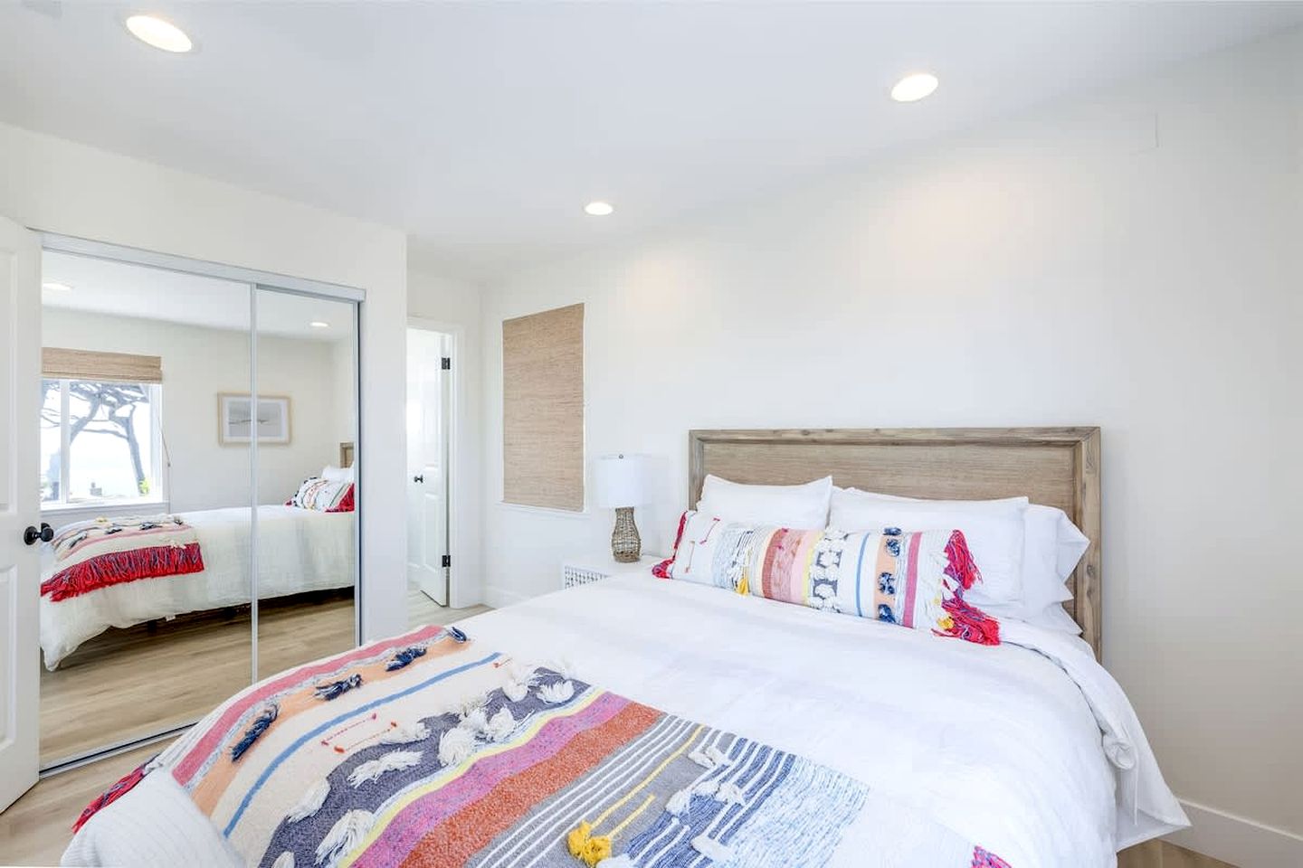 Scenic Oceanfront Coastal Retreat with Private Writer’s Space Near Montara Point Lighthouse, Northern California