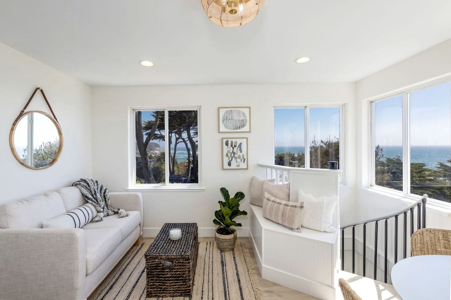 Scenic Oceanfront Coastal Retreat with Private Writer’s Space Near Montara Point Lighthouse, Northern California