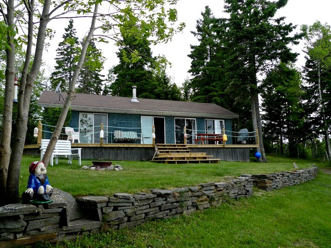 Cottages (Chamcook, New Brunswick, Canada)