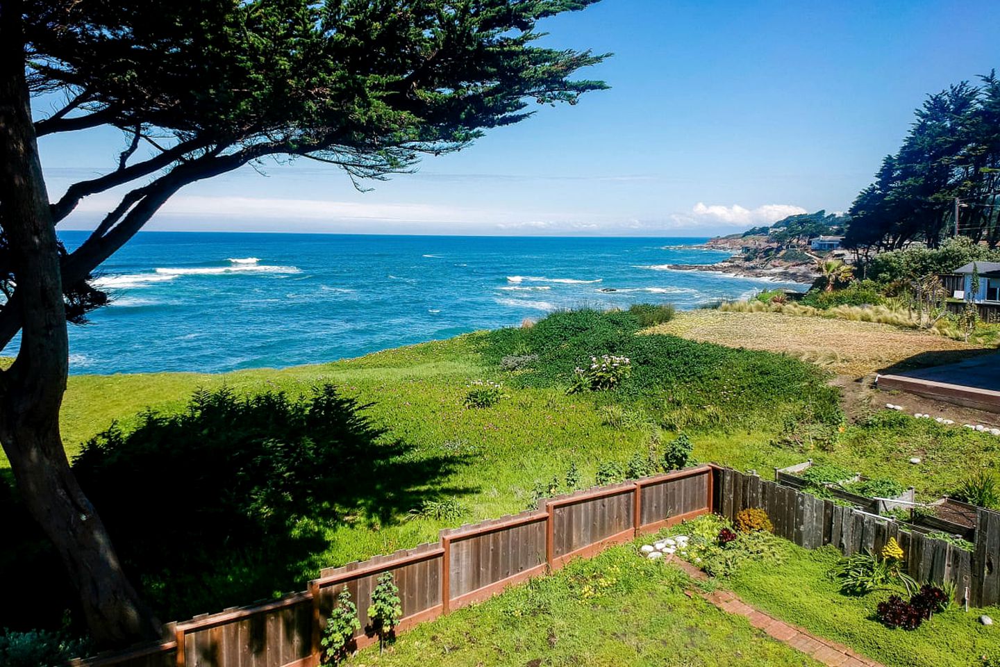 Oceanfront Vacation Rental by The Fitzgerald Marine Reserve in California