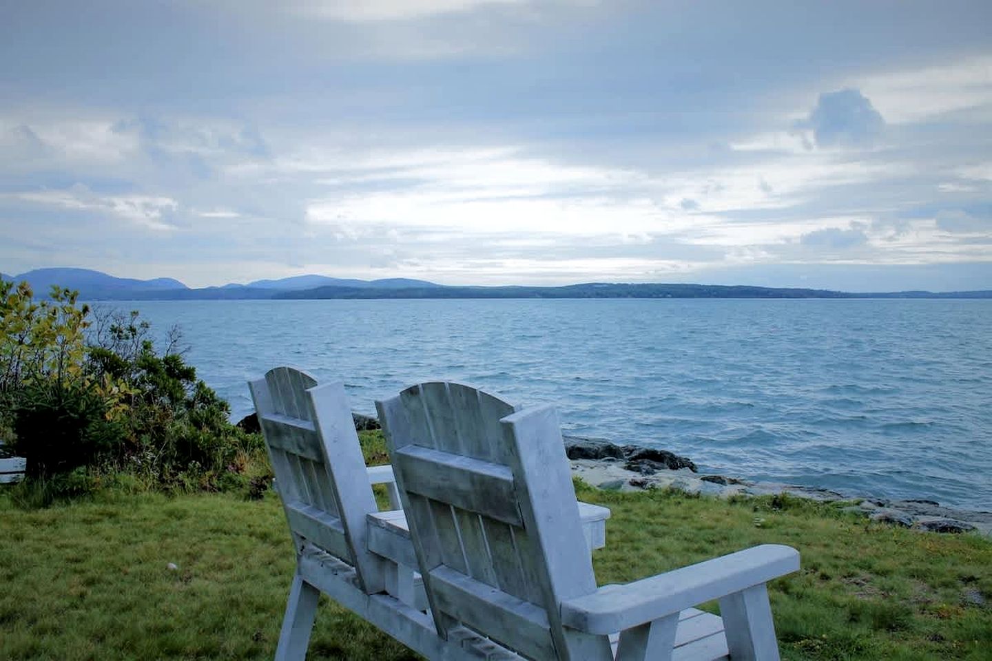 Scenic Waterfront Summer Cottage with Ocean Views, Kayaking & Beach Access near Bar Harbor, Hancock Point, Maine