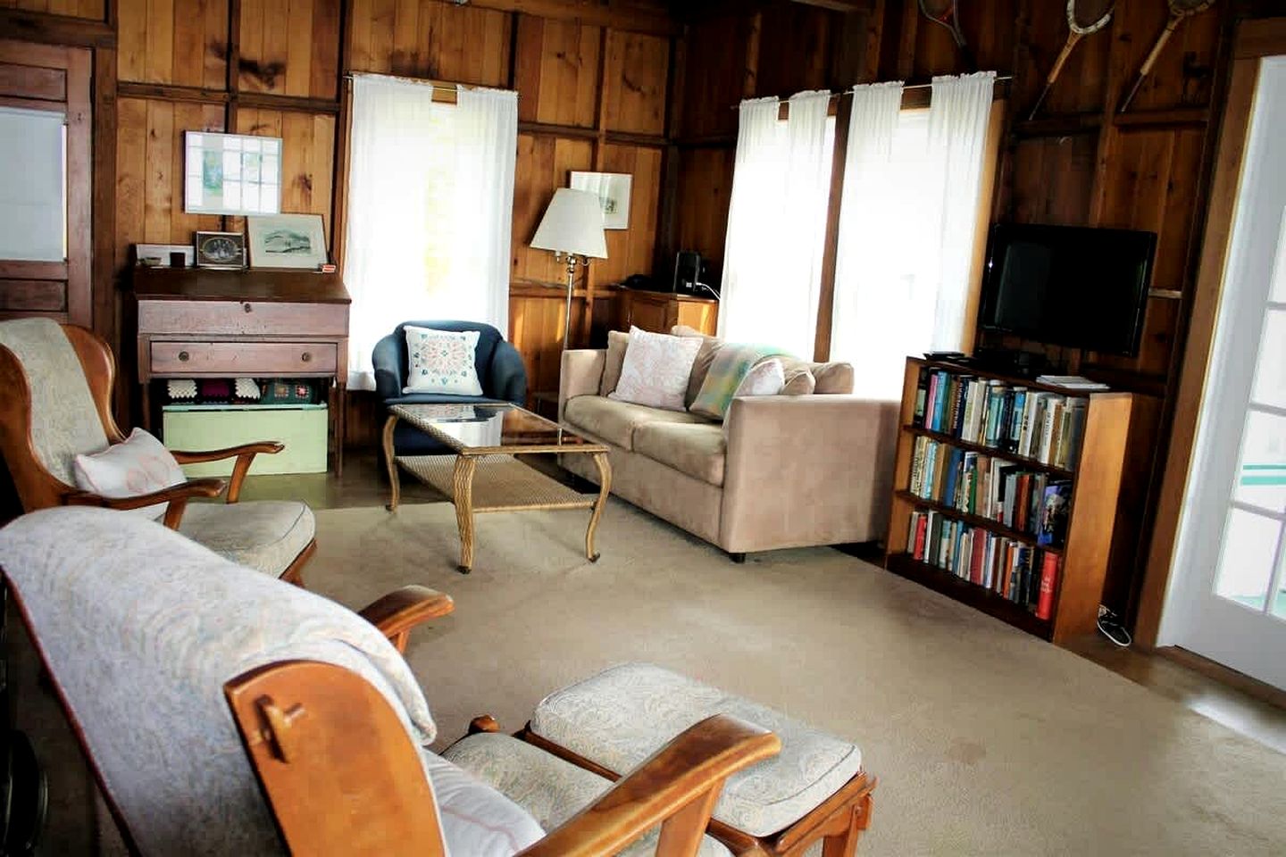 Scenic Waterfront Summer Cottage with Ocean Views, Kayaking & Beach Access near Bar Harbor, Hancock Point, Maine