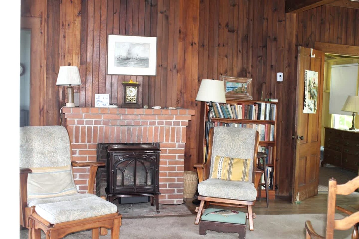 Scenic Waterfront Summer Cottage with Ocean Views, Kayaking & Beach Access near Bar Harbor, Hancock Point, Maine