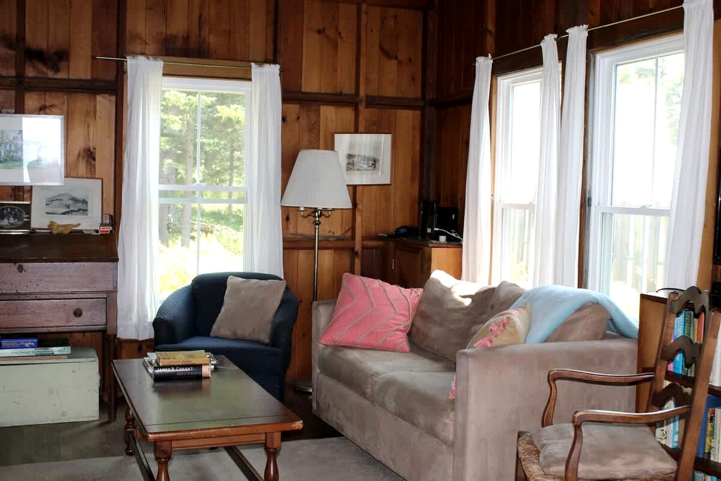 Scenic Waterfront Summer Cottage with Ocean Views, Kayaking & Beach Access near Bar Harbor, Hancock Point, Maine
