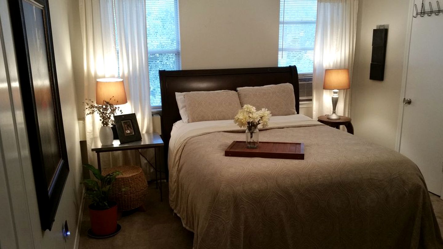 Beautiful Waterfront Cottage Rental with a Pool near New Orleans, Louisiana