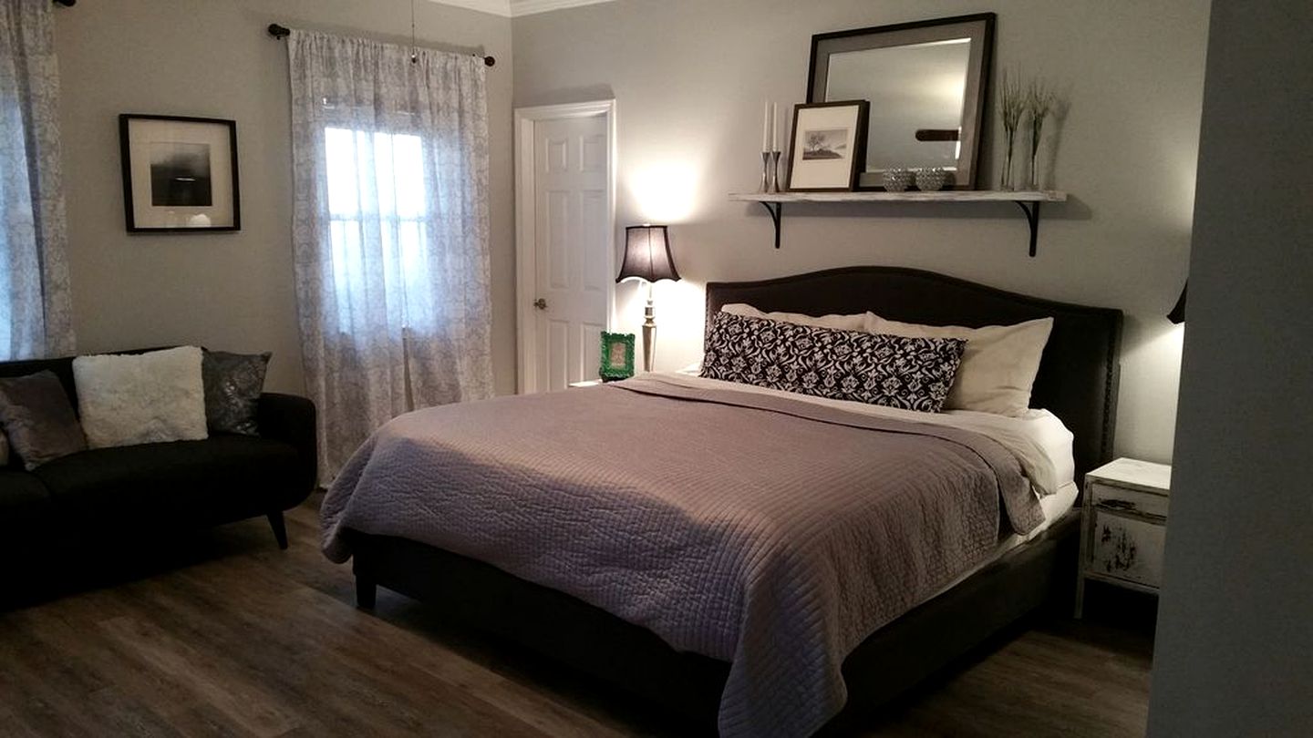 Beautiful Waterfront Cottage Rental with a Pool near New Orleans, Louisiana