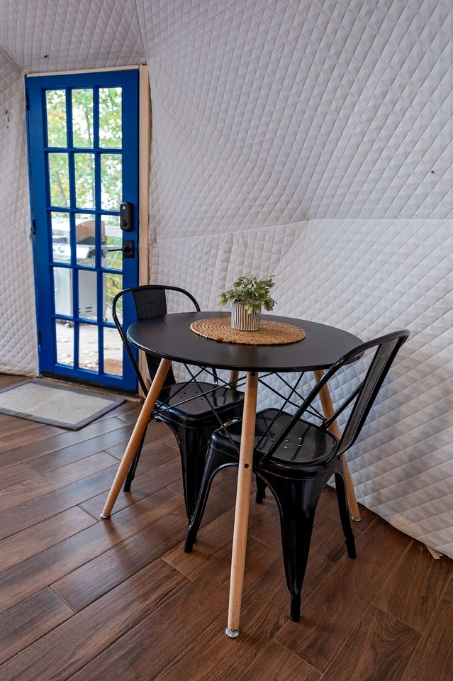 Off-Grid Dome with Private Hot-Tub and Spectacular Sunrise Views in Tennessee