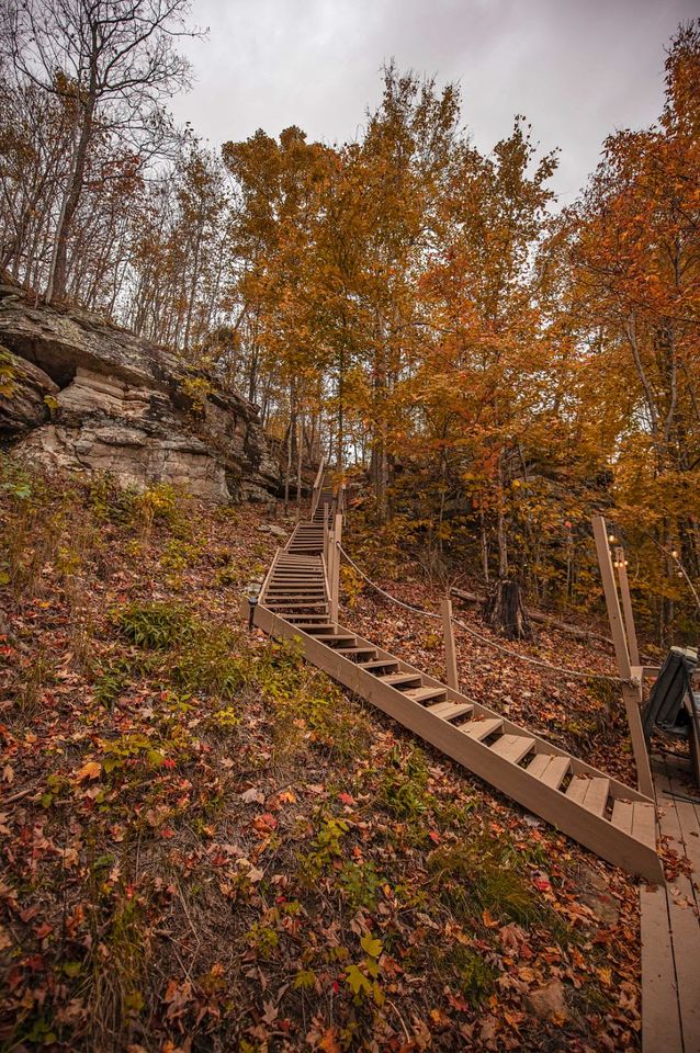 Off-Grid Dome with Private Hot-Tub and Spectacular Sunrise Views in Tennessee