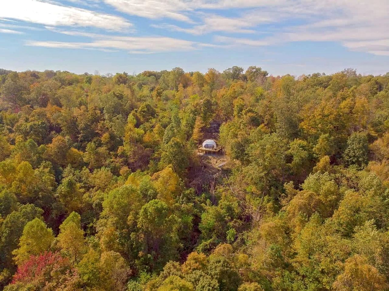 Off-Grid Dome with Private Hot-Tub and Spectacular Sunrise Views in Tennessee