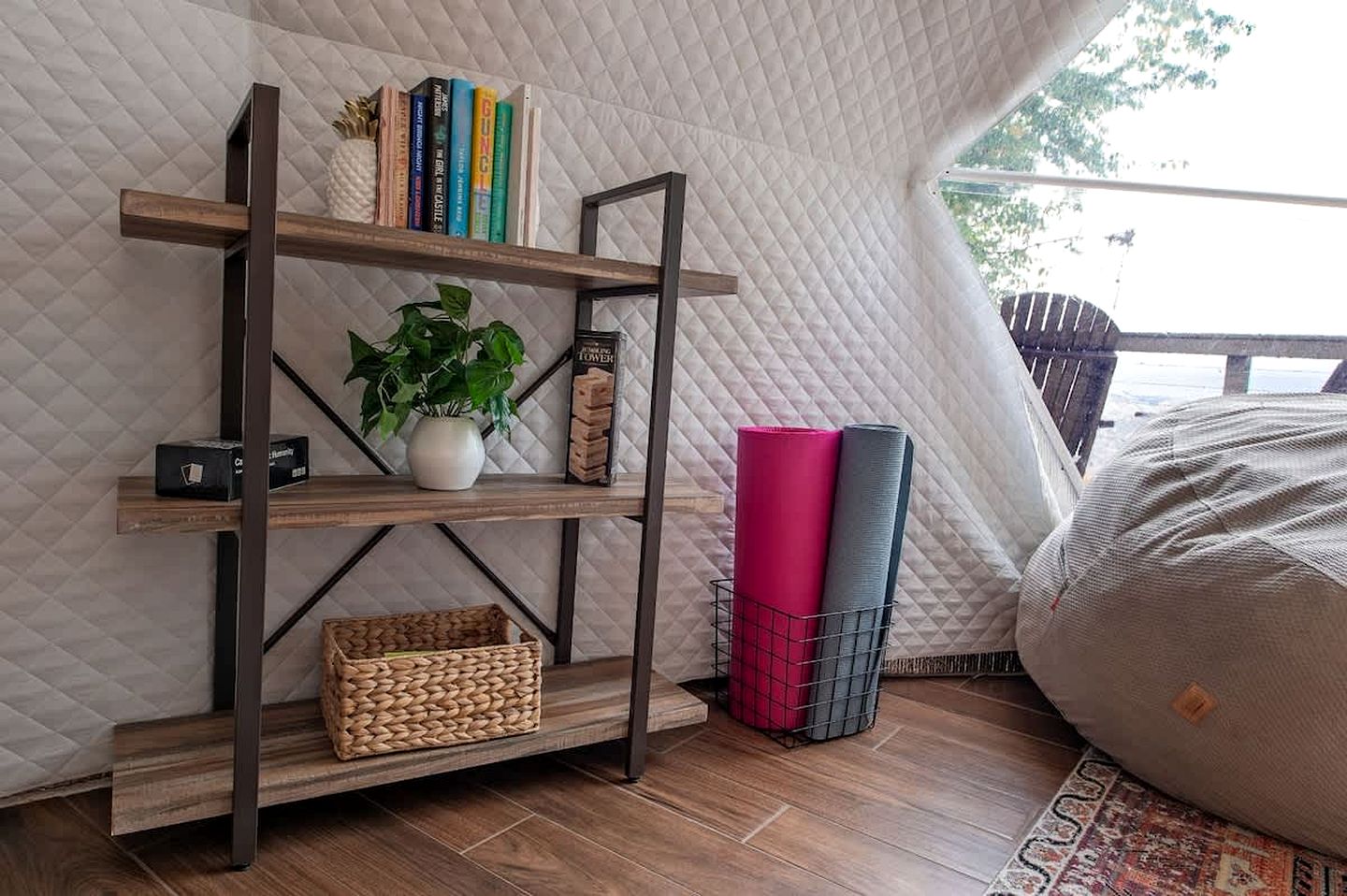 Off-Grid Dome with Private Hot-Tub and Spectacular Sunrise Views in Tennessee