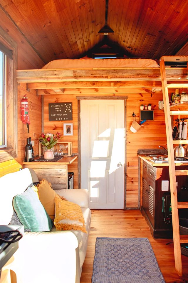 Off Grid Tiny House Glamping on a Victoria Horse Farm