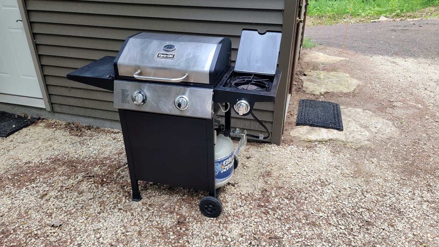 Off-Grid Tree Houses Great for Groups Getaways in Minnesota