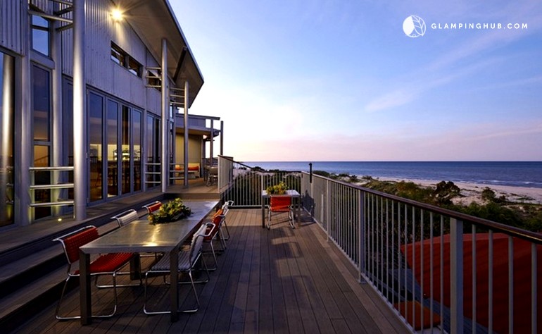 Romantic, Luxury Off-Grid Pioneertown Escape with Hot Tub · The Glass ... - Off-Grid Penthouse Villa For Luxury Escape