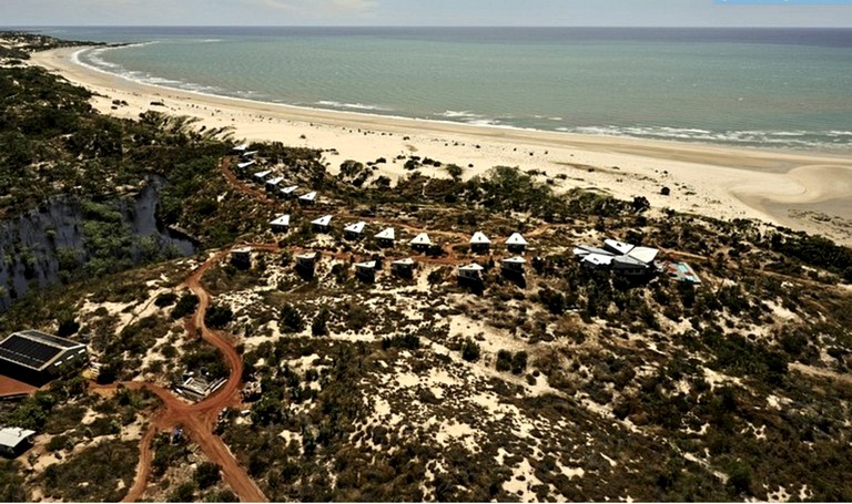 Beach Houses (Oombulgurri, Western Australia, Australia)