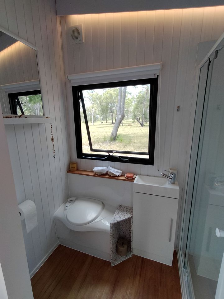 Coastal Tiny House for Glamping near Deepwater National Park