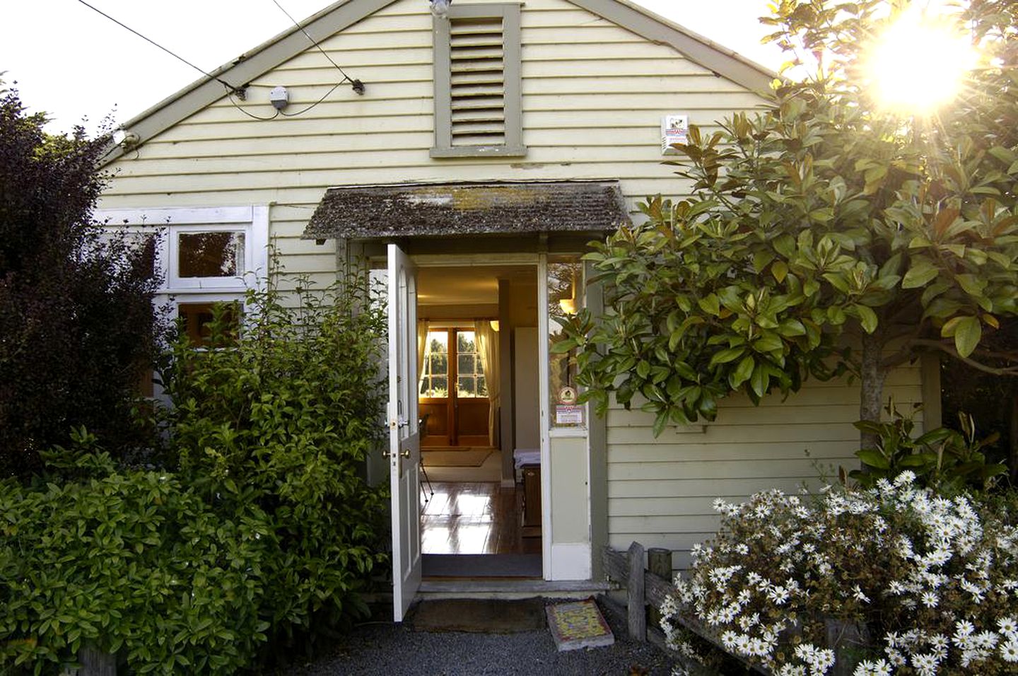 Secluded Cottage Nestled in Peaceful Countryside near Wellington, New Zealand