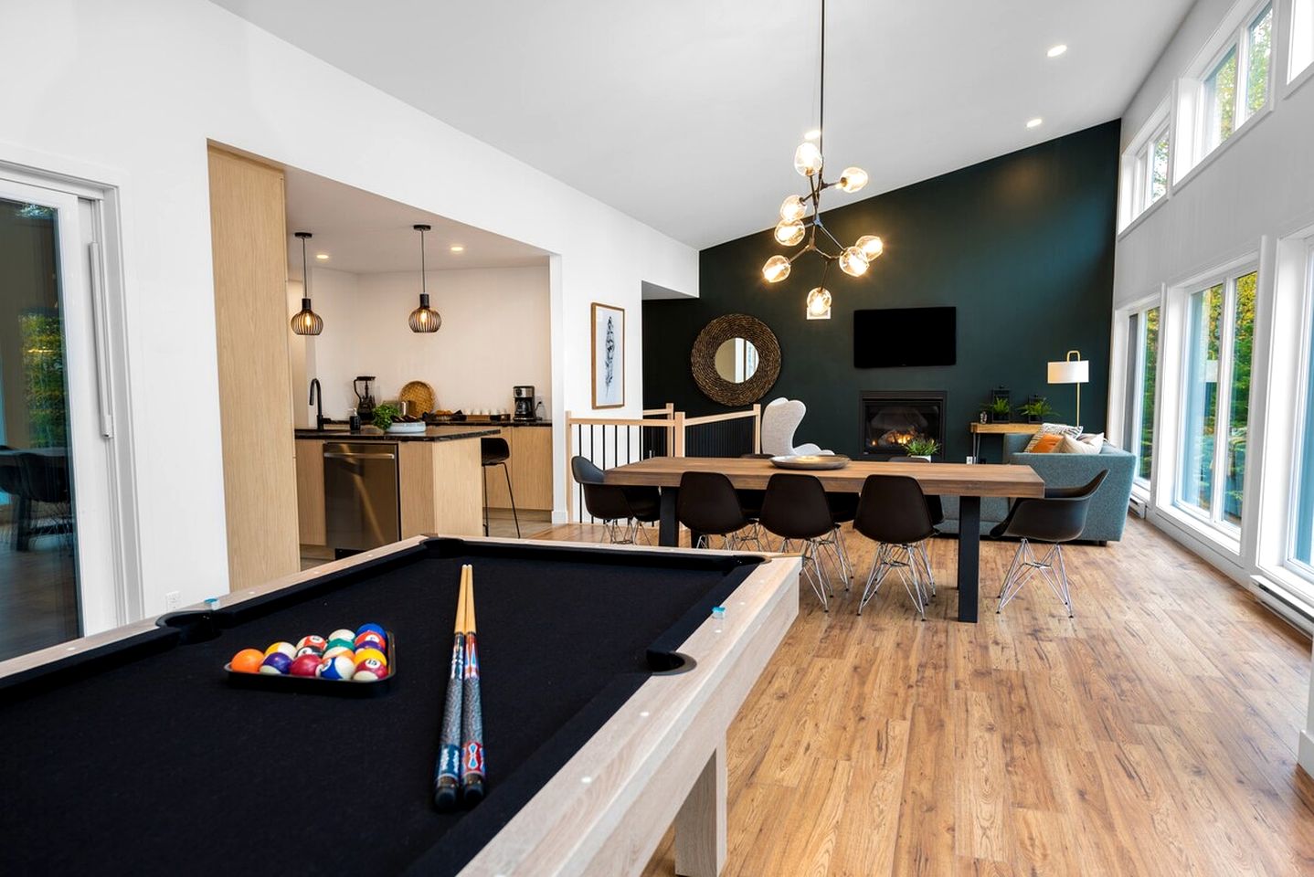 Stylish Luxury Mountain Getaway with River Views and Pool Table in Charlevoix, Quebec