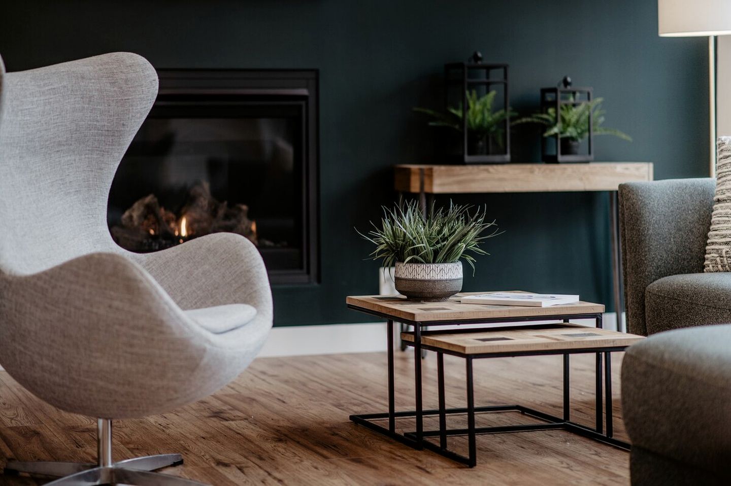 Stylish Luxury Mountain Getaway with River Views and Pool Table in Charlevoix, Quebec