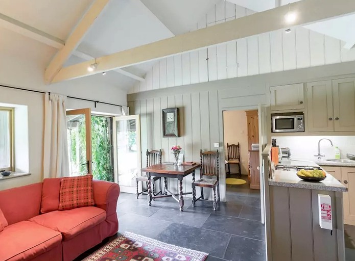 Cottages (Cornwall, England, United Kingdom)