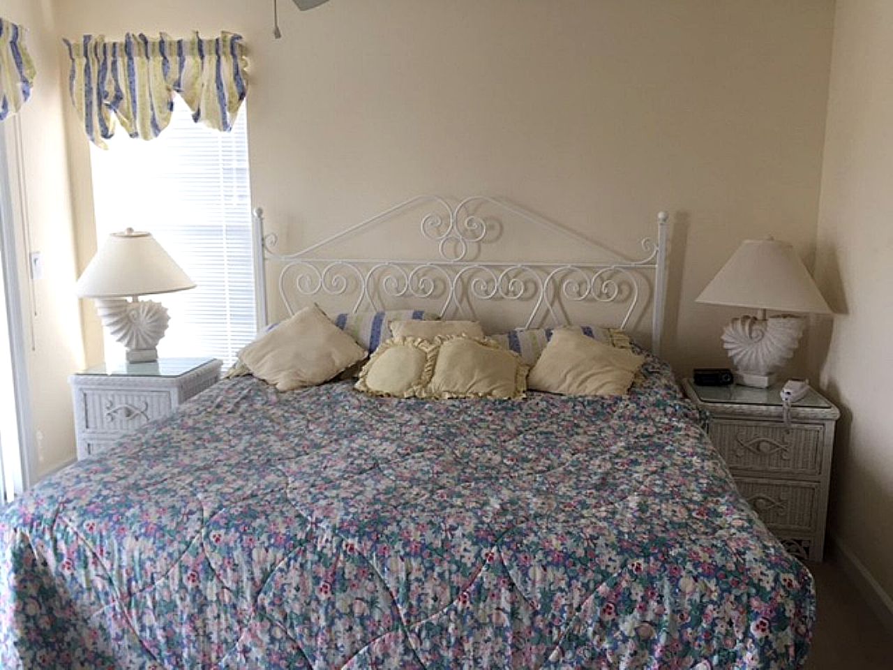 11-Person Vacation Rental for Coast Getaway near Holden Beach, North Carolina